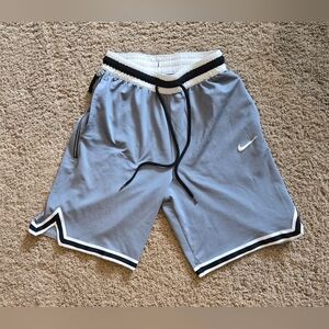 Men's Nike Dri-Fit Basketball Short small